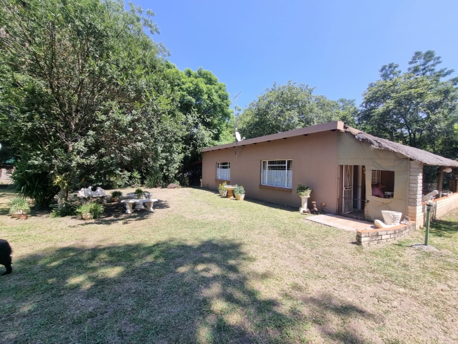 4 Bedroom Property for Sale in Buffelshoek AH North West